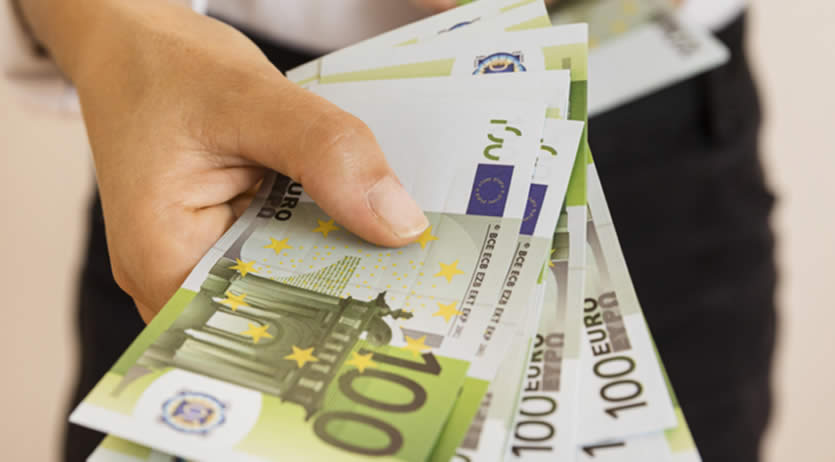 Contributi Colf e Badanti: pagamento Inps ad Aprile 2024