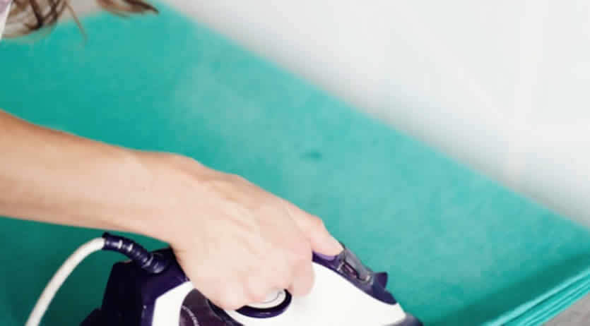 Che significa essere colf? Cosa fa e quanto guadagna?